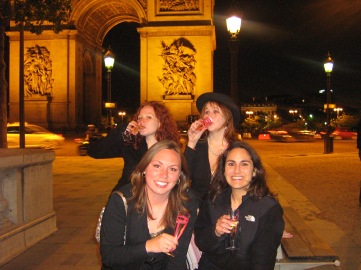 Last night avec les filles, à Paris, Mai 2006